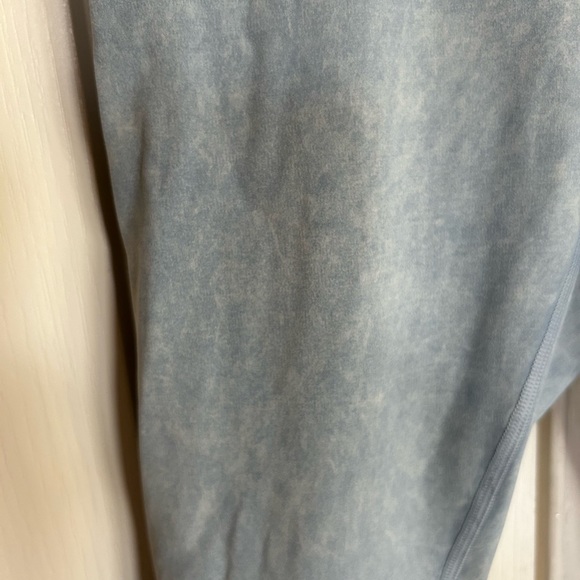 Lululemon wonder under blue leggings size 6 - Picture 8 of 12
